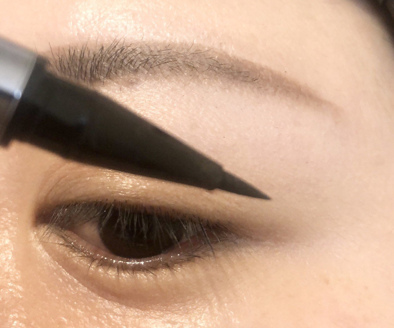 ビギナーさんのためのアイラインの描き方 Attenir アテニア Note