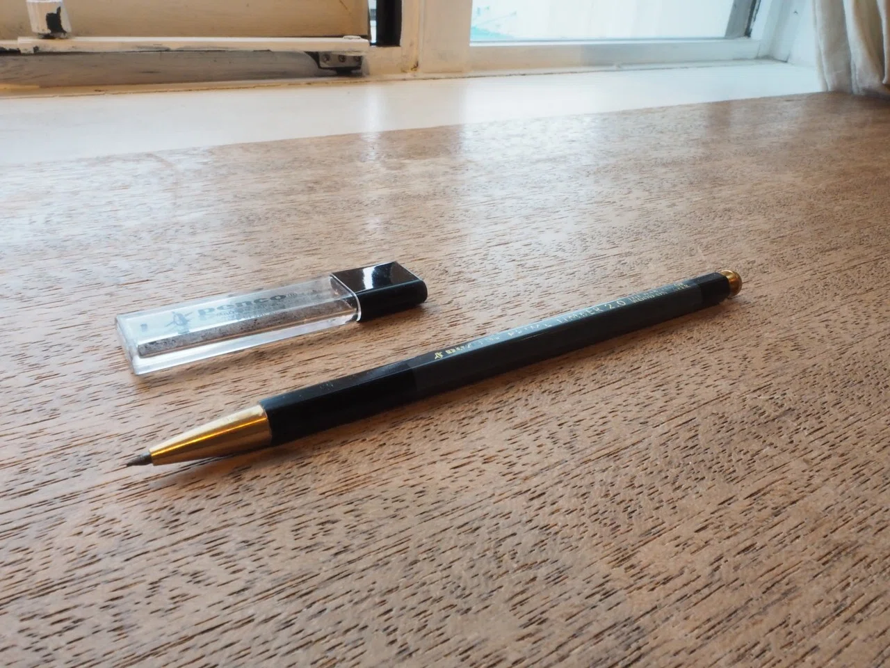 スタイリッシュなのに、ぬくもりを感じる大人の鉛筆 「PRIME TIMBER