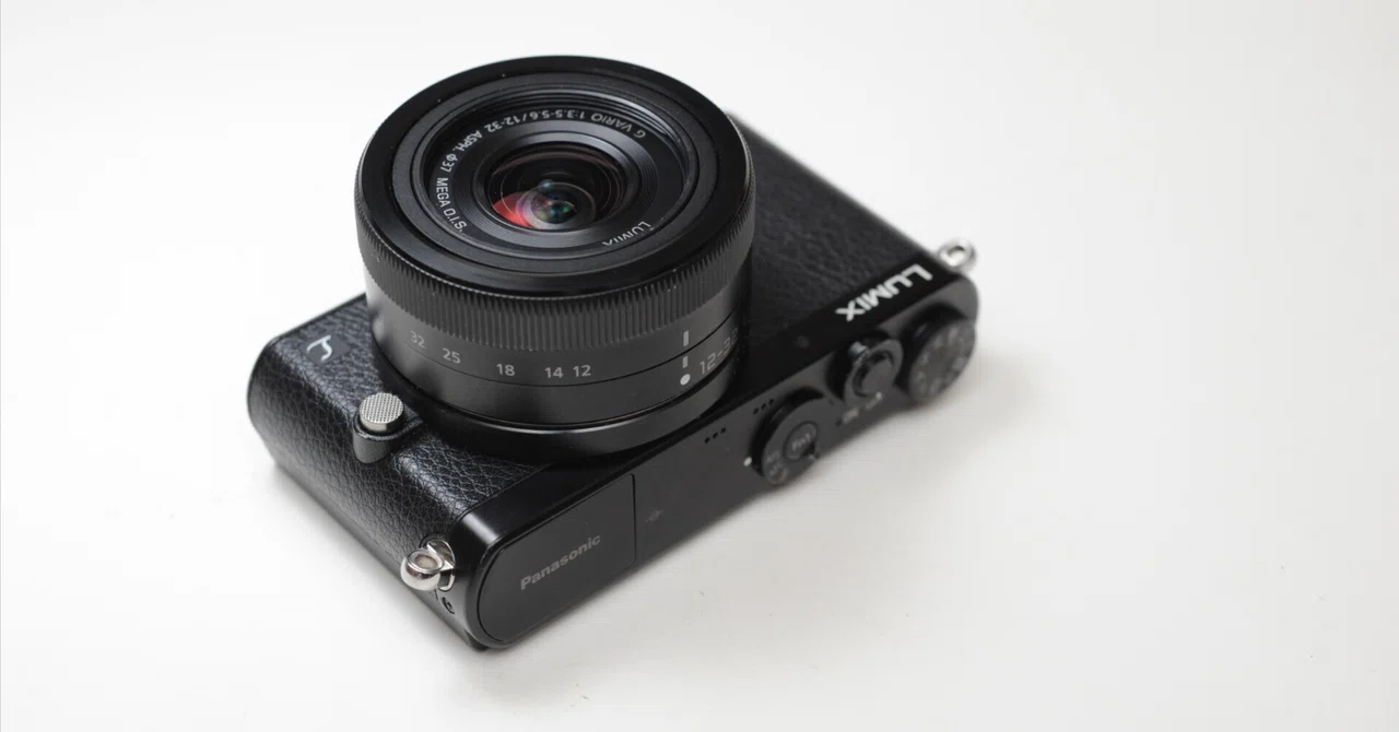 LUMIX GM1｜12年経っても手放せない超小型ミラーレス｜オジサンの流儀