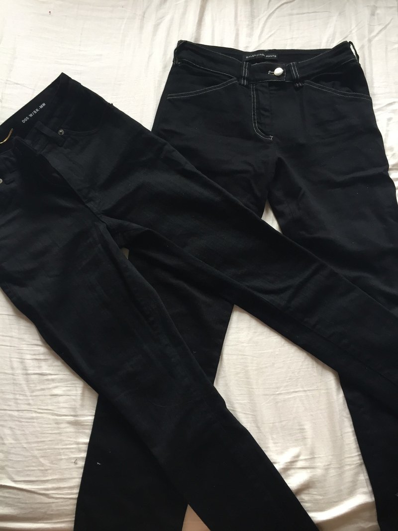 汚れた服を黒く染めてみる 杉田千種 Note 汚れた服を黒く染めてみる 杉田千種 Note