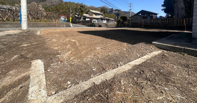 【徳島・東みよし町】酒屋だった場所が更地に｜資材置き場・展示用地を探している方へ