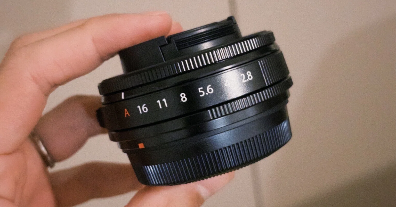 「動作確認」40点くらいカメラレンズまとめ ヘビロテしているFUJIFILM4本のレンズ | 僕とカメラ｜鈴木ユートピア