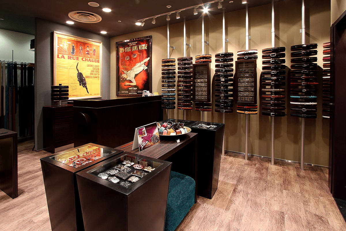 プロローグ 日本にエリオットローズロンドンが発表されるまで 才門伸光 ベルトマイスター Note プロローグ 日本にエリオットローズロンドンが発表されるまで 才門伸光 ベルトマイスター Note