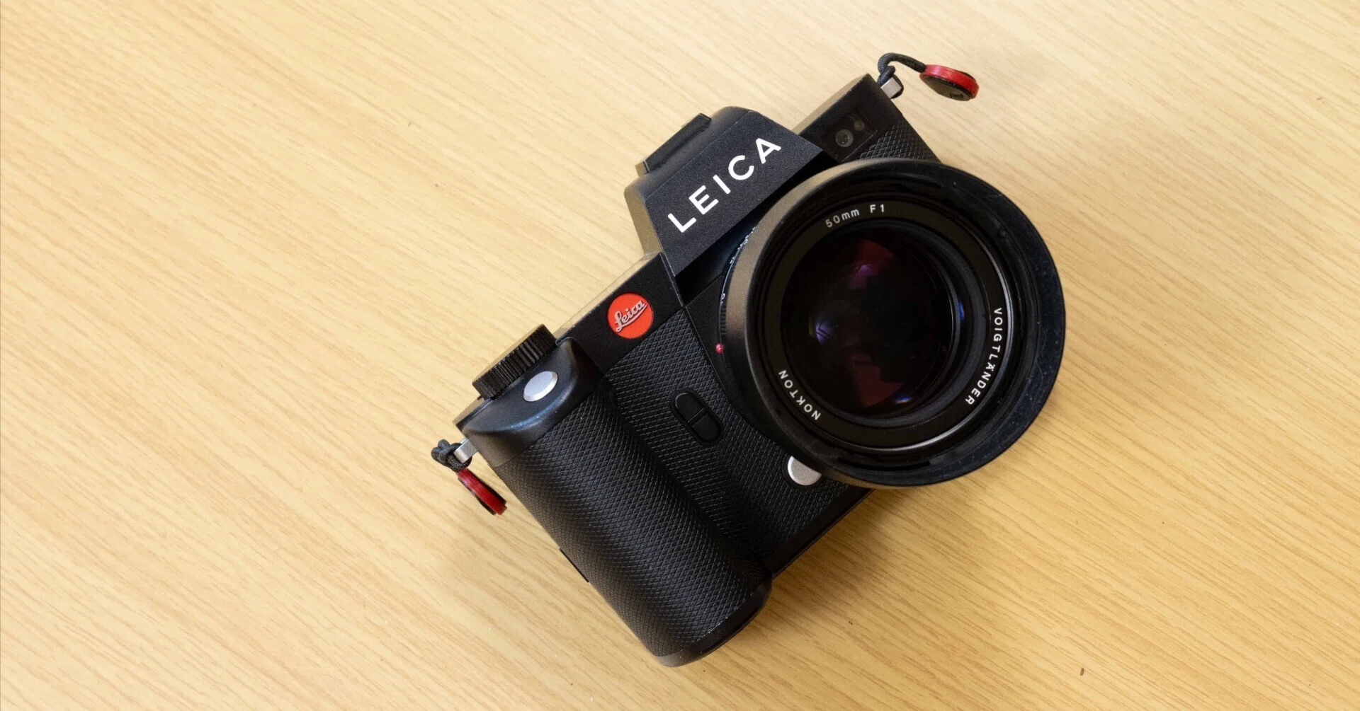 Voigtlander NOKTON 50mm F1.0 と 光が溶ける真夏の新宿。｜tackphoto