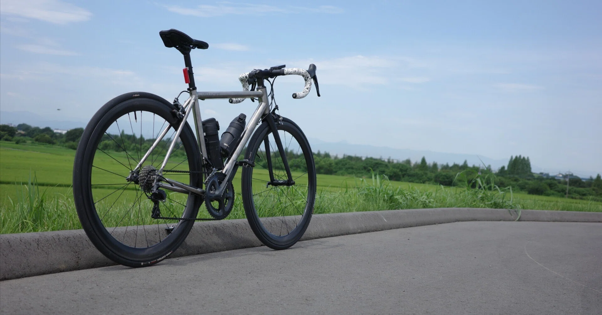 初めてのロードバイクでこれに出会っていたかった 【Hi-Light R5