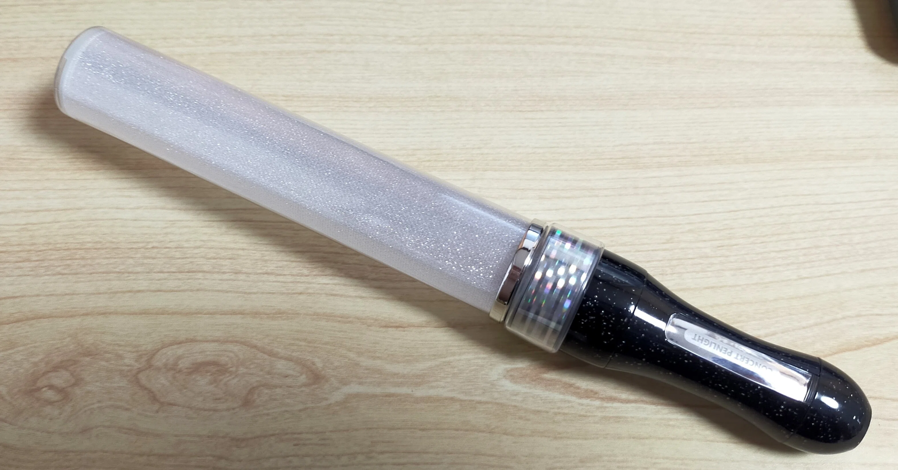 単3電池1本で光る✨ミックスペンラSo1oってどんな子？｜ペンライト