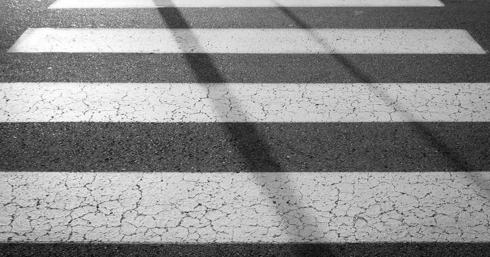 信号のない横断歩道を渡り続ける人生 大前みどり Note