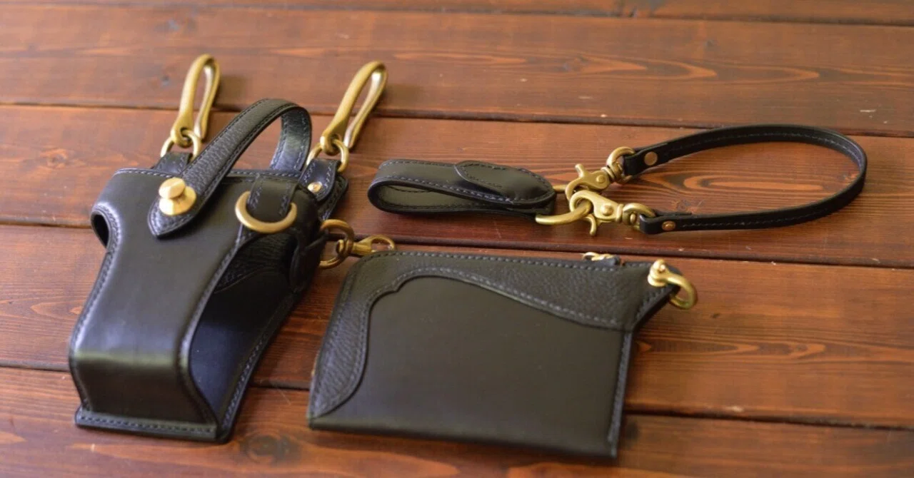 KADOYA ブラック レザー ウォレットホルスター ウォレットホルダー美品 ウォレットホルスター KADOYA ブラック レザー ウォレットホルスター