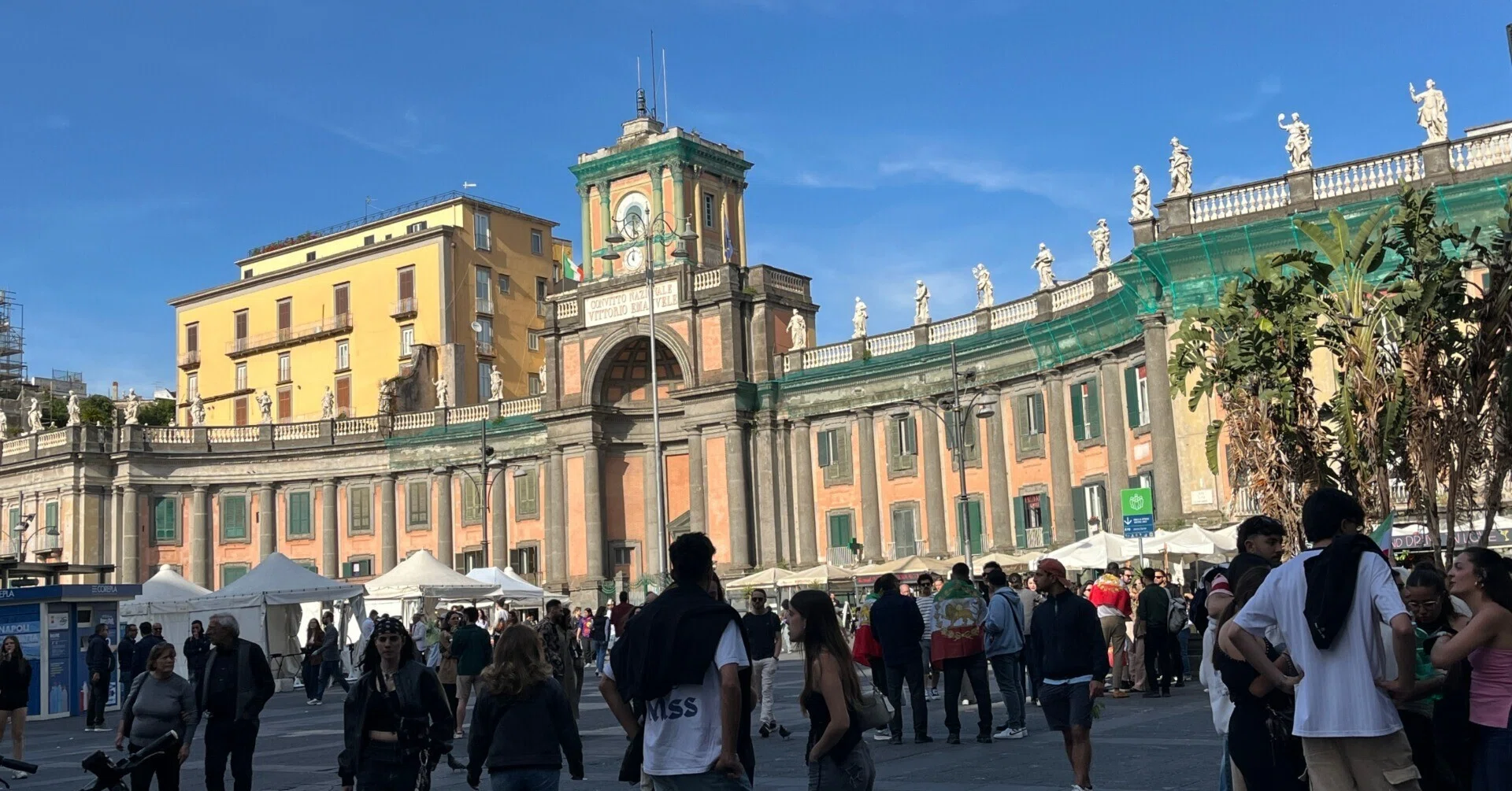 マリオと旅するイタリア［2日目-4］ナポリの屋台でちょい飲み、のち