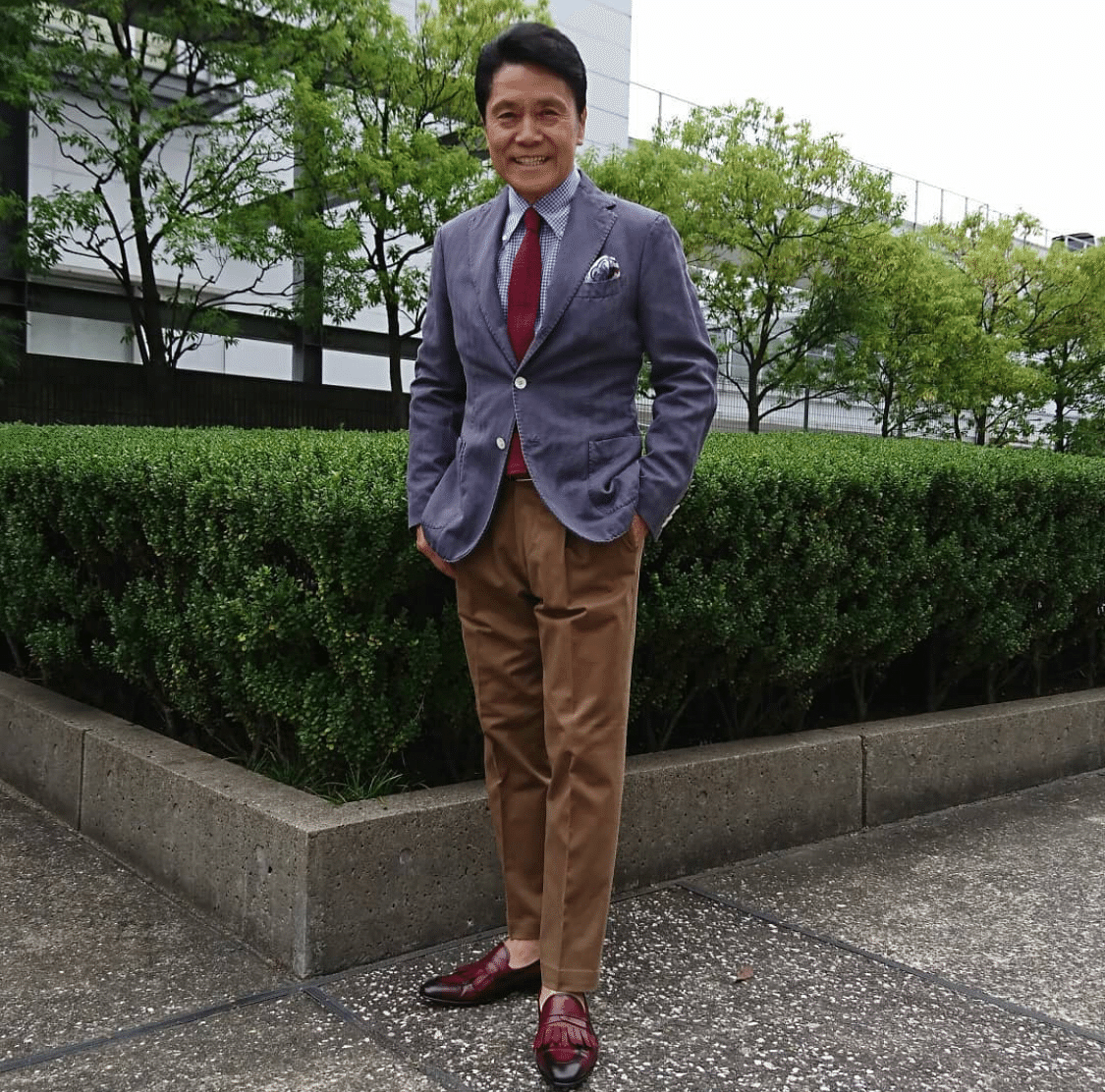 スーツスタイルは峰竜太のインスタに学べ Hero 未来のイケてる繊維商社マン Note