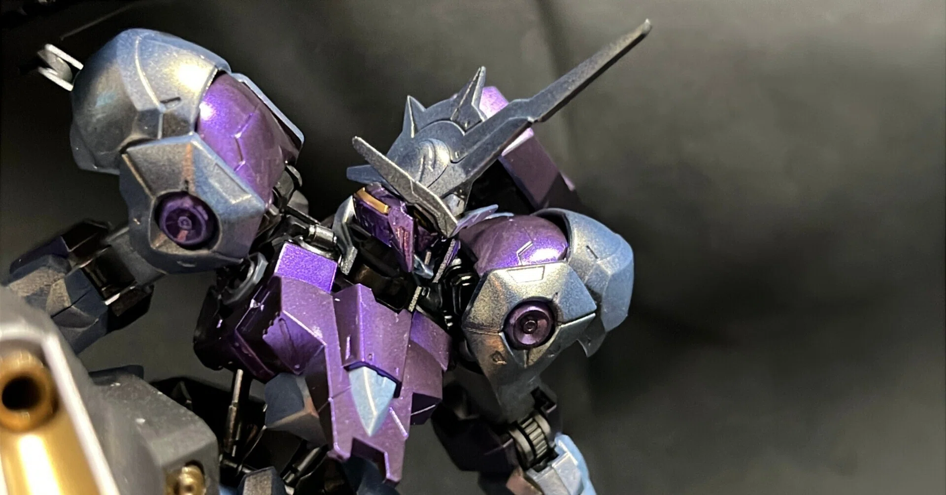 HG 1/144 ガンダムキマリスヴィダール 塗装完成品 ガンプラ】HG ガンダムキマリスヴィダールをキャンディ塗装