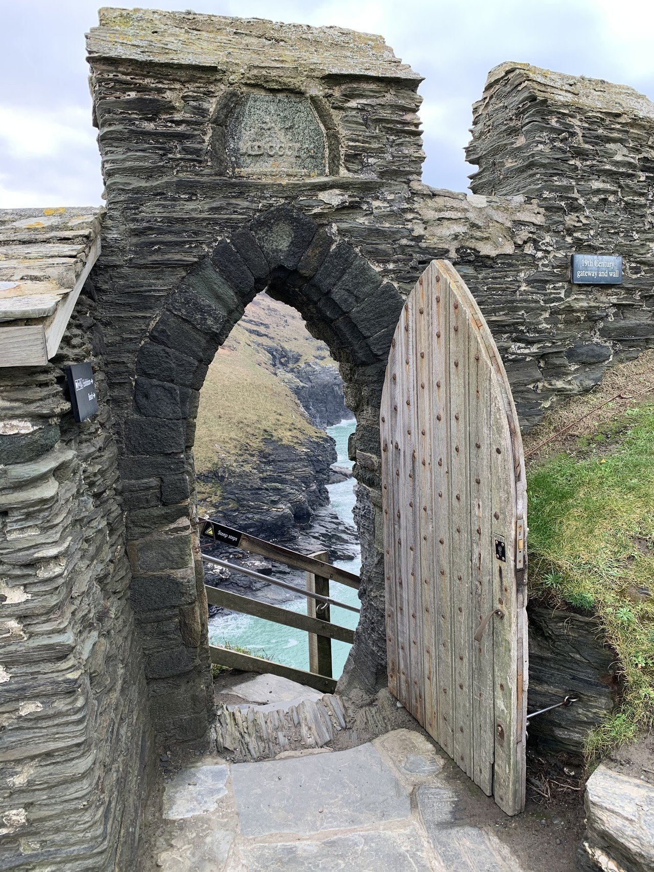 【サイン入】「中世イギリスロマンス ガウェイン卿と緑の騎士」菊池清明 訳 サイン入】「中世イギリスロマンス ガウェイン卿と緑の騎士