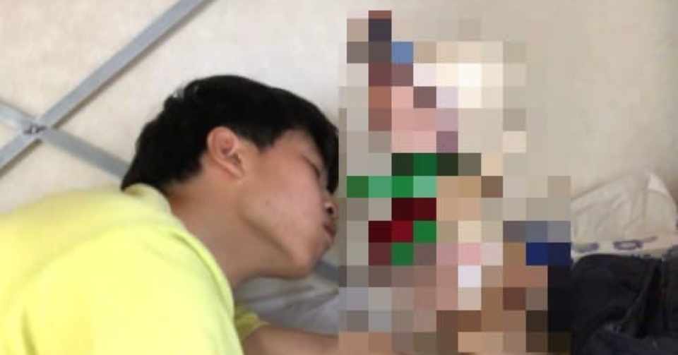 ディープキスをしてくれる美女を作りました きょうしろう Note