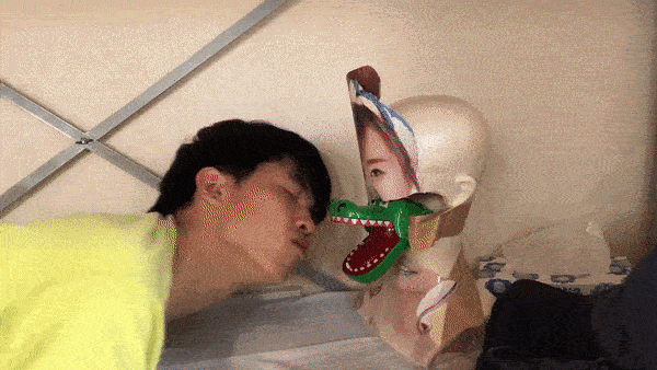 ディープキスをしてくれる美女を作りました きょうしろう Note ディープキスをしてくれる美女を作りました きょうしろう Note