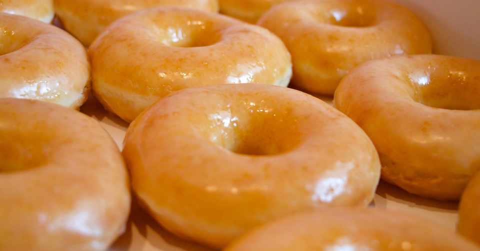 クリスピークリームドーナツをめっちゃ食べる 焼豚女 Note