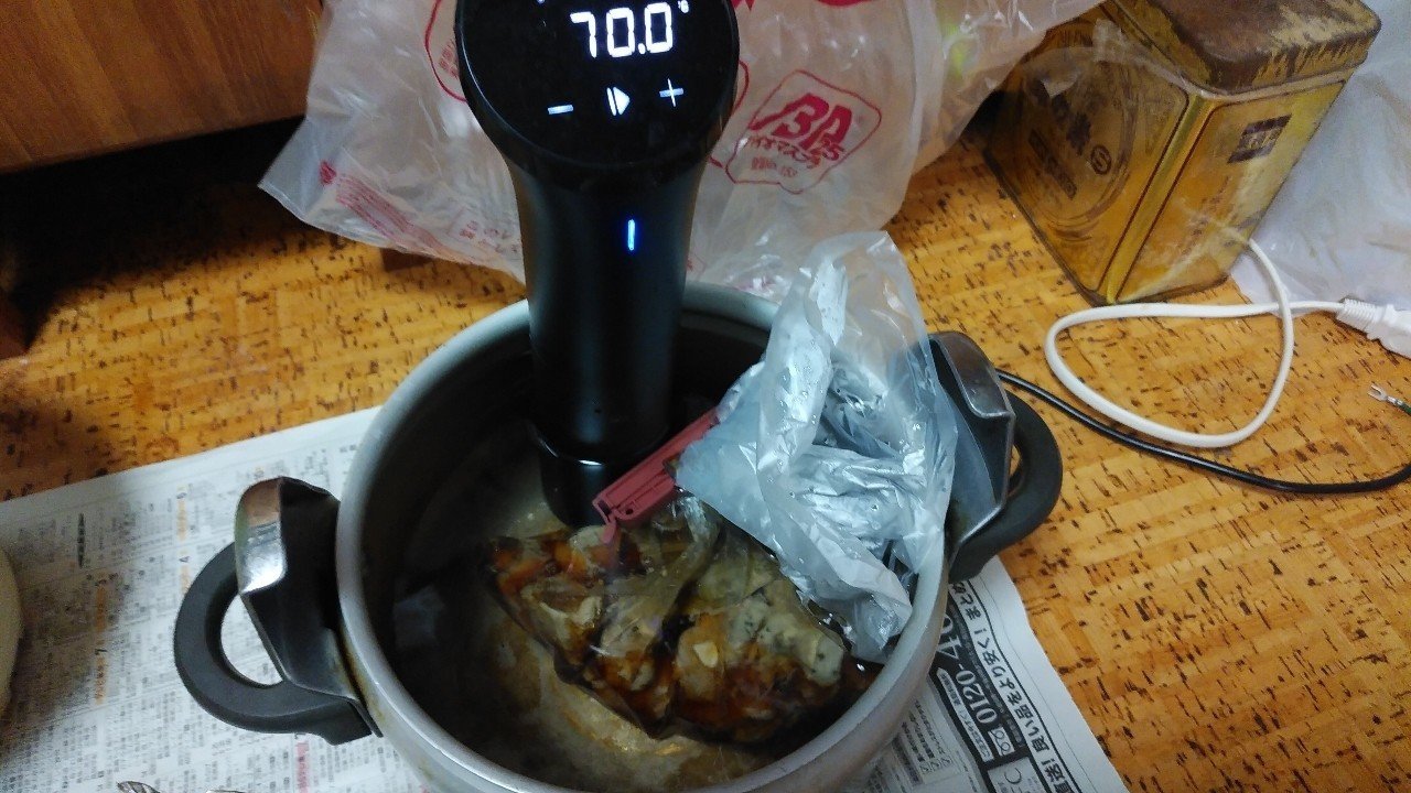 真空低温調理で豚肩ロースのやわらかアドボを作ったよ むぎちょこ Note