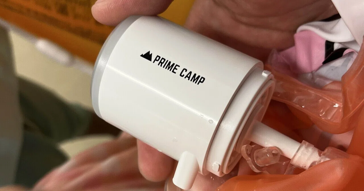サーマレスト プロライトプラス ＆ PRIME CAMP 電動エアーポンプ モバイル電動エアーポンプ PRIME CAMP｜倉本シオ