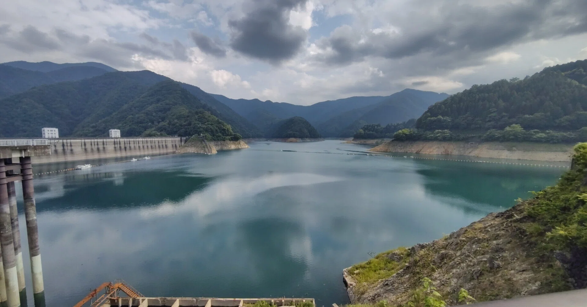 水恐怖症と水没タワー