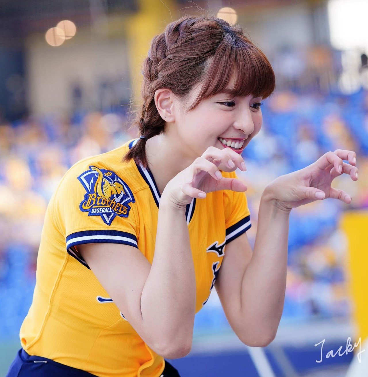 138.【2020年峮峮応援記録 6月-9】峮峮（チュンチュン）、中信兄弟