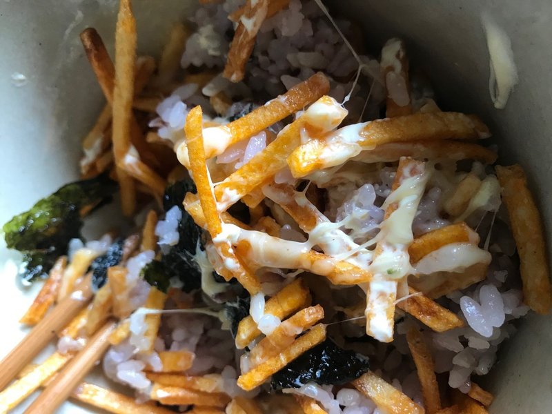 カラムーチョ丼がどう転んでも美味しい おいしいエッセイ 三戸満平 Note