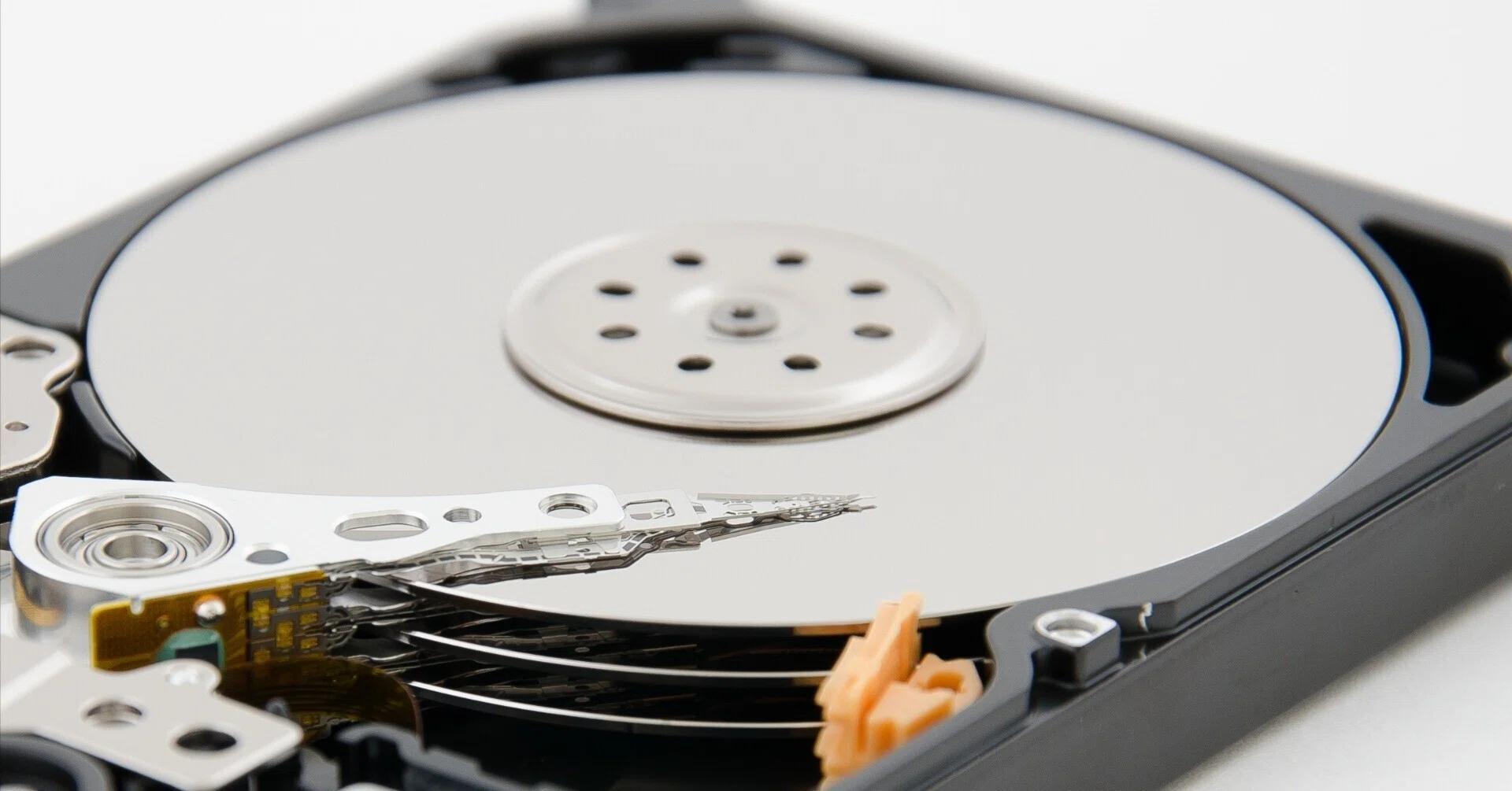 Macで外付けHDDのファイルが表示されない原因と対処法｜FinderとFirst