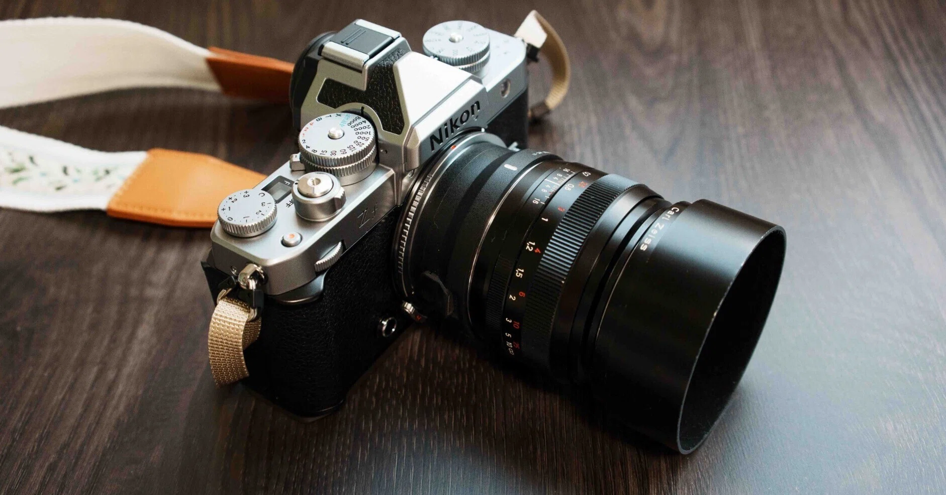 A green frame appears with a two-stage adapter, which doesn't