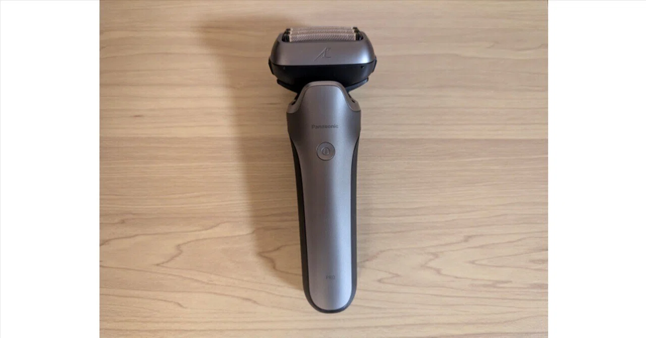 ちょっとガジェットとは言い難いですが、Panasonicのメンズシェーバー