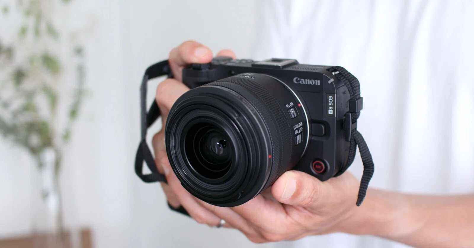 ずっと迷っていたEOS R50 Vを、今買うことにした理由｜Aki くらし