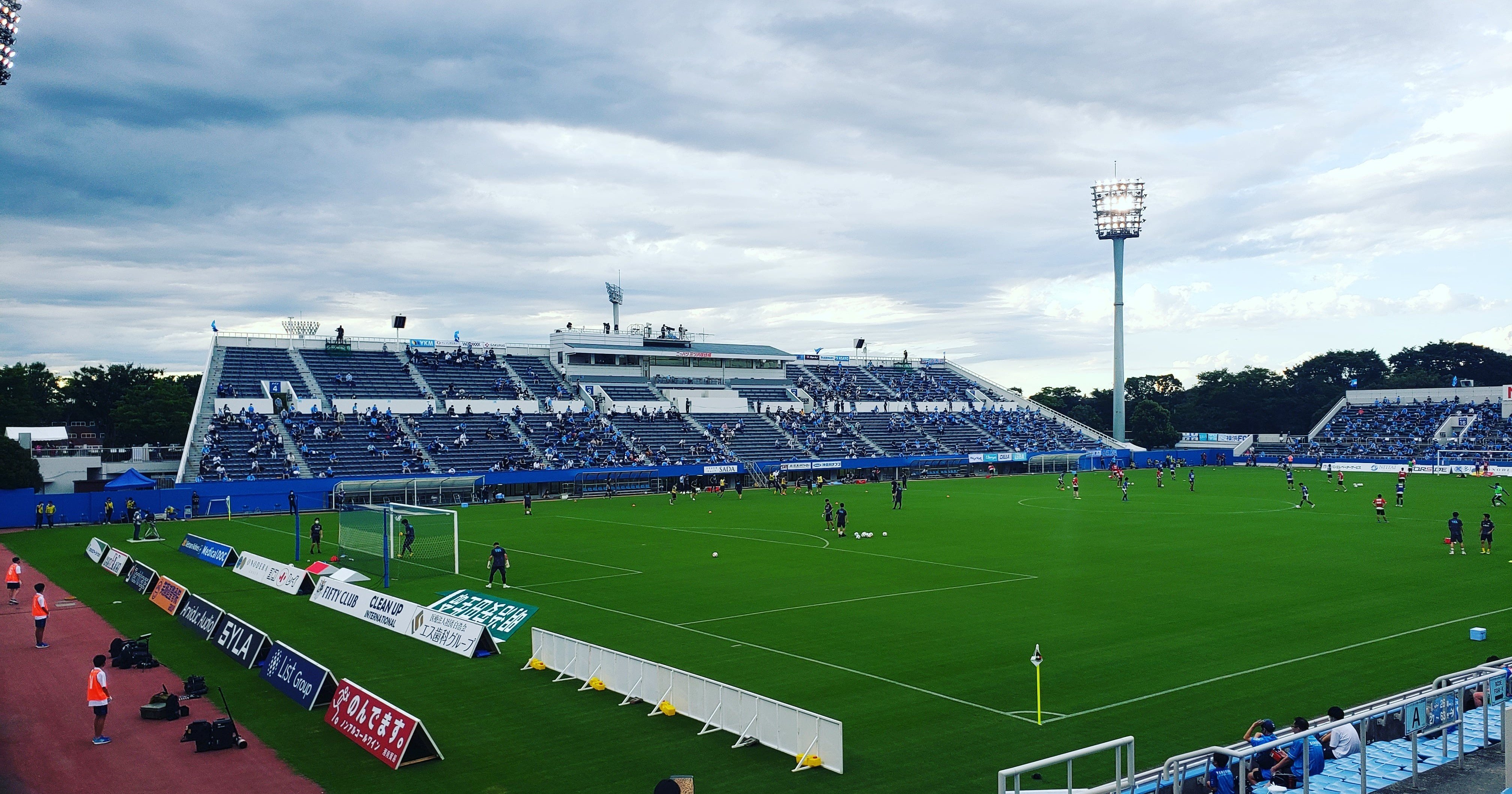 推しチームのない私はいつスタジアム観戦を再開すべきか問題 Fjまりこ Note 推しチームのない私はいつスタジアム観戦を再開すべきか問題 Fjまりこ Note