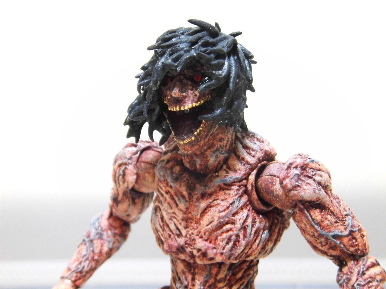 実写版エレン巨人の可動フィギュアを作ってみる さいふ Note