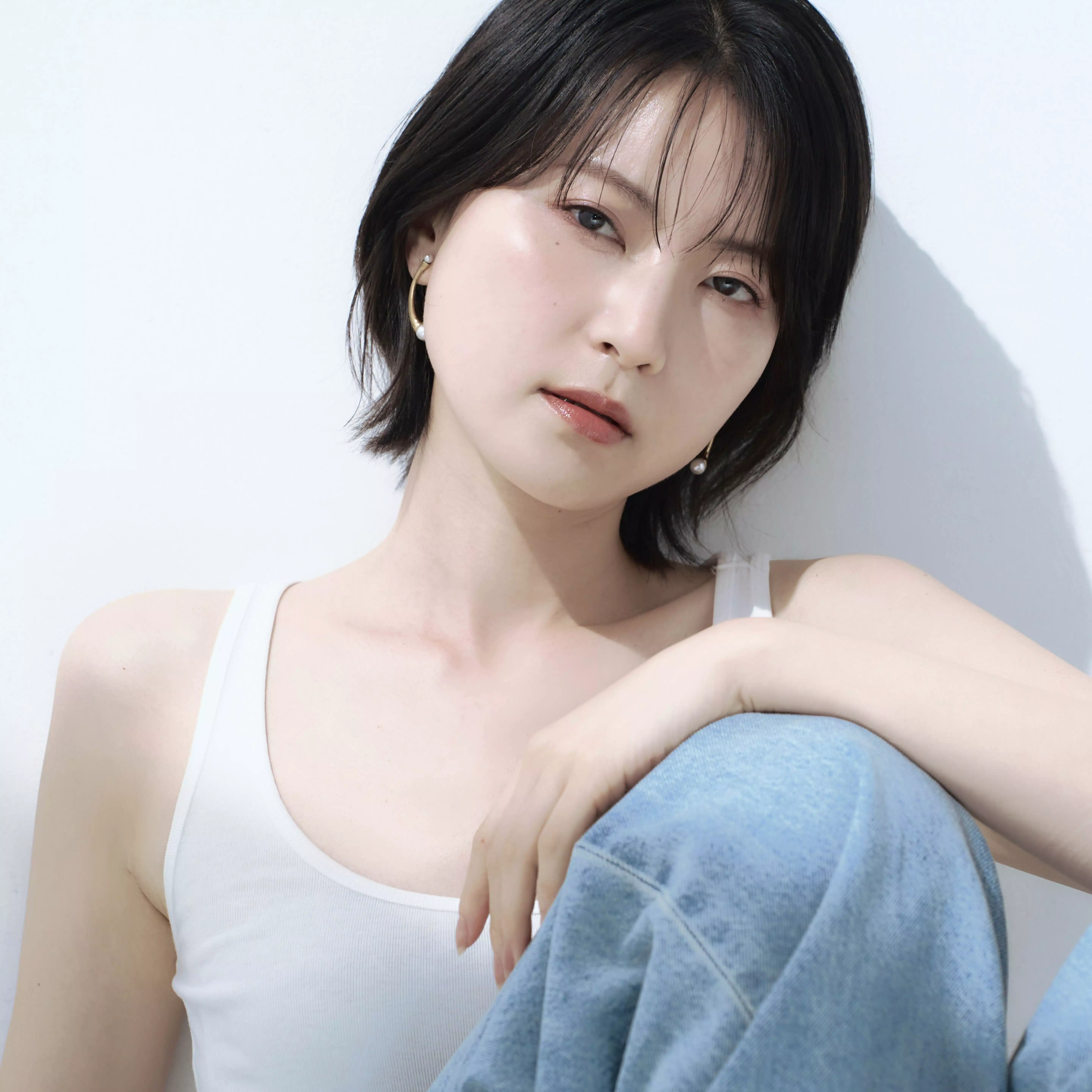 万里 MARI