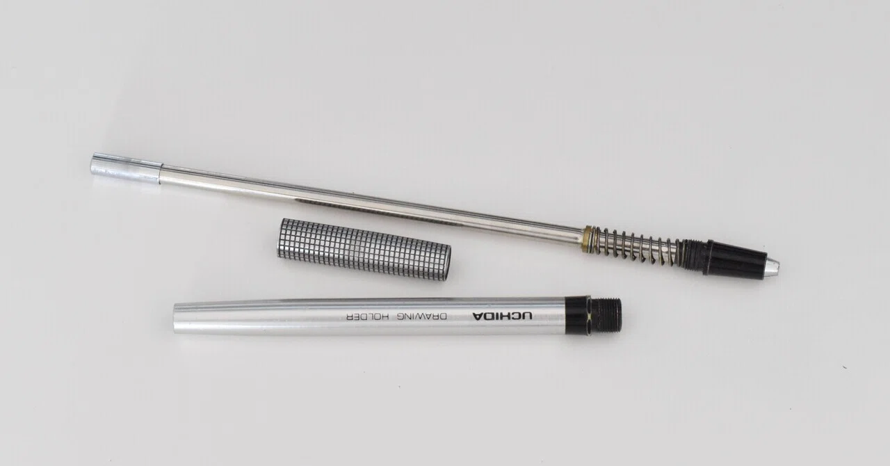 UCHIDA Drawing Holder D｜歌唱