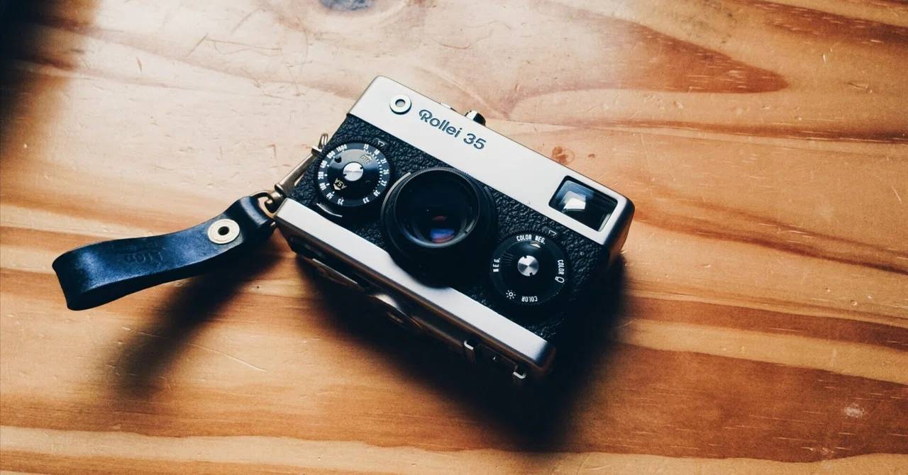 Rollei35】フィルムカメラを楽しむ夏｜はなスタ∣HANA-STUDIO