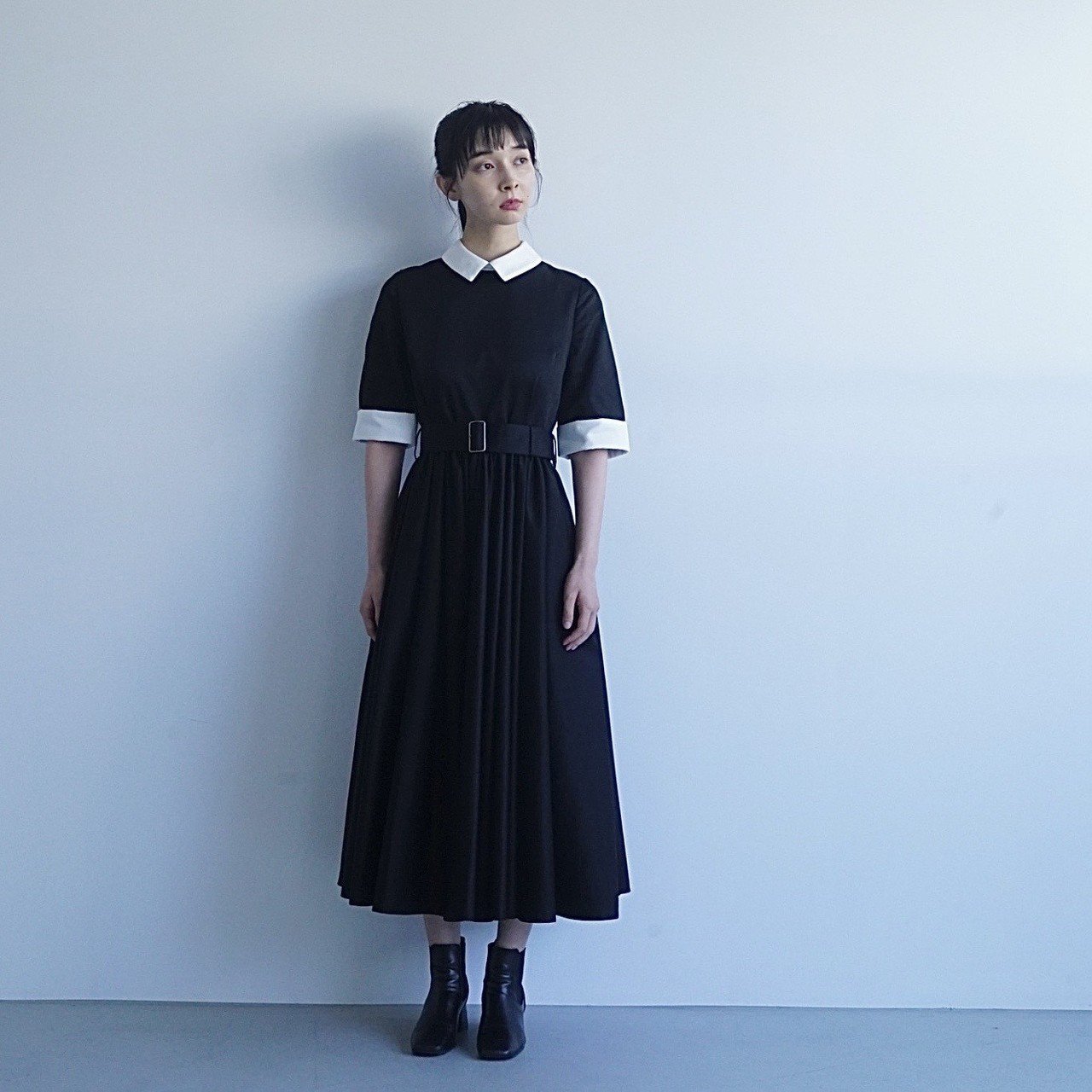 foufouTHEDRESSfoufou 【THE DRESS #32】ダブルカフスバイカラーワンピース