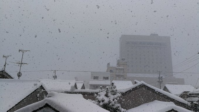 毎日空を撮り続けて20年あまり 大雪の手術の日も病室から 雅章 まさぶみ Note 毎日空を撮り続けて20年あまり 大雪の手術の日も病室から 雅章 まさぶみ Note