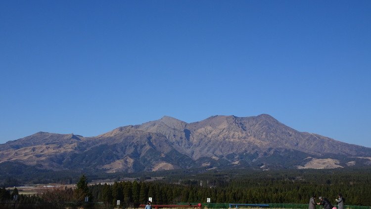 2016年1月に撮影した阿蘇山。
