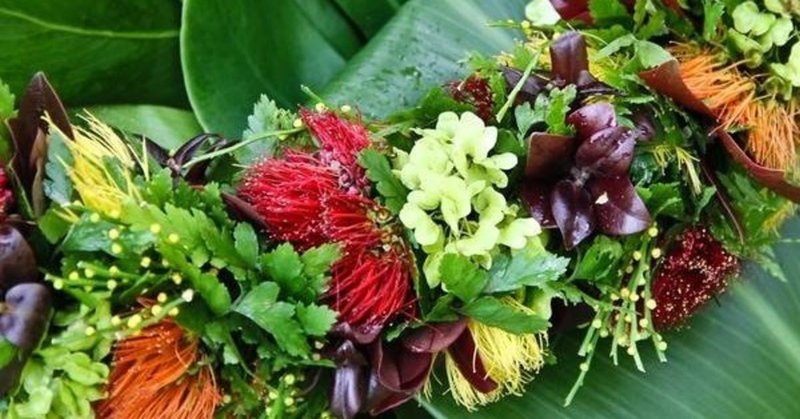 Alohaの象徴の花飾り レイ Yass Aloha Connector Note