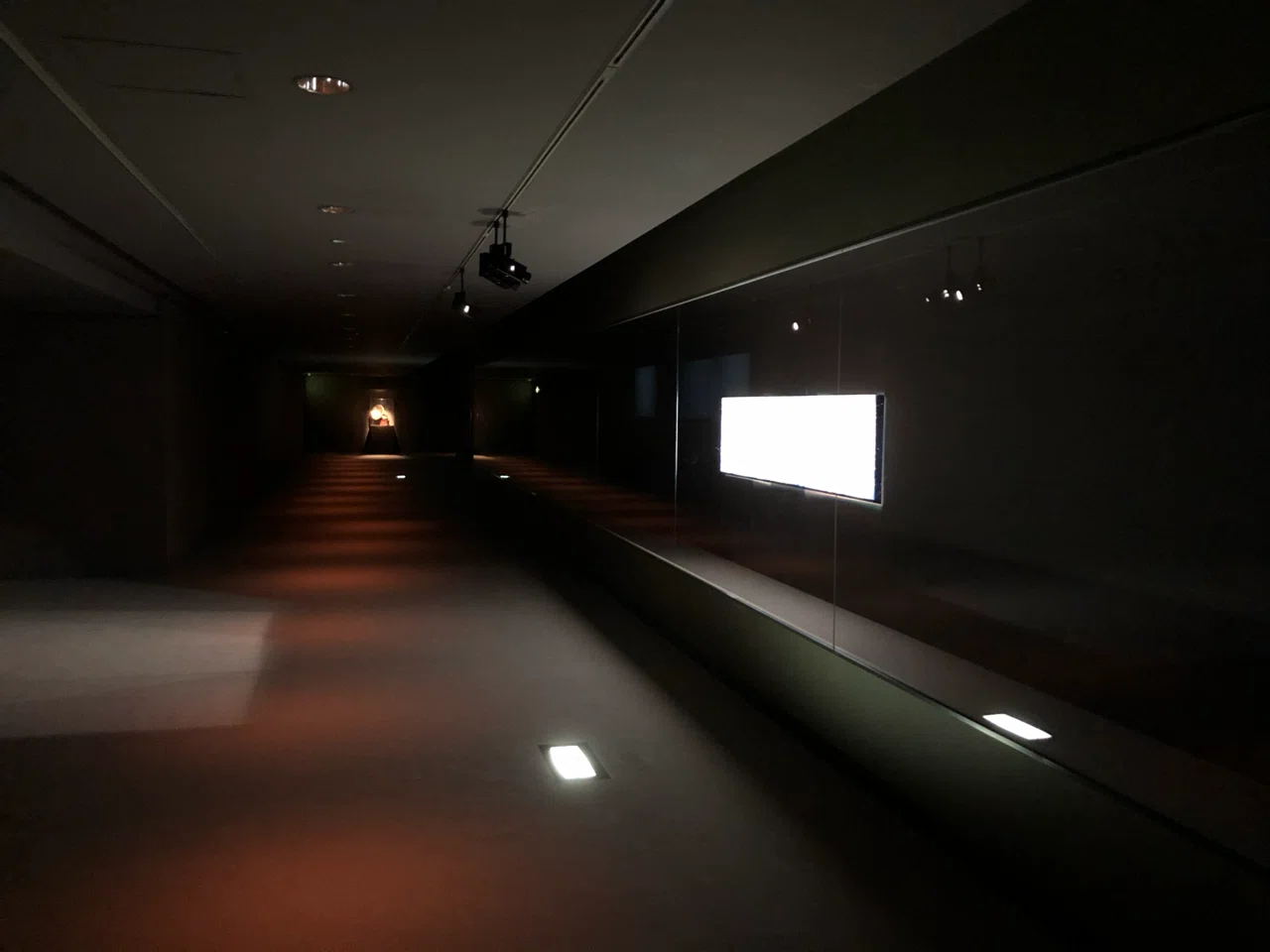 贅沢な展覧会 ひしがた Note