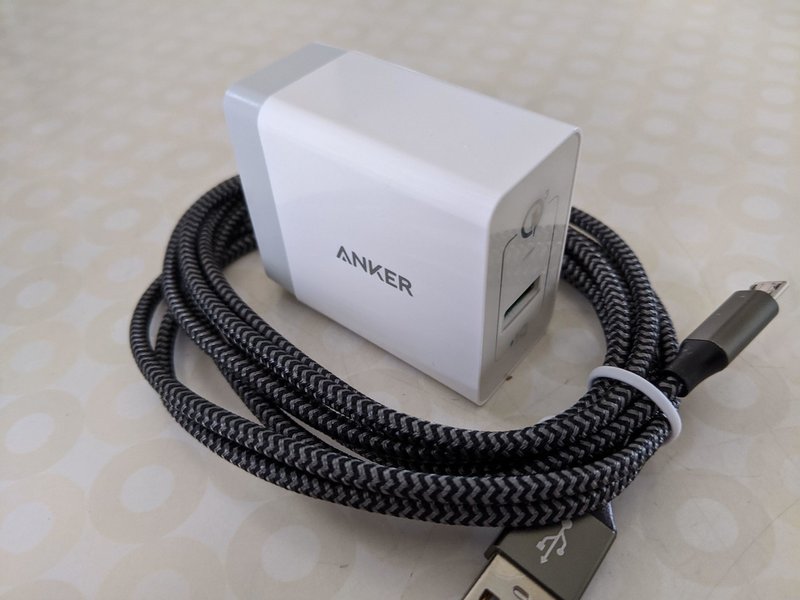 Raspberry Piの稲妻マーク対策に ケーブルを交換したけど結局ダメだったので やっぱり電源を変えた話 Canopus Note