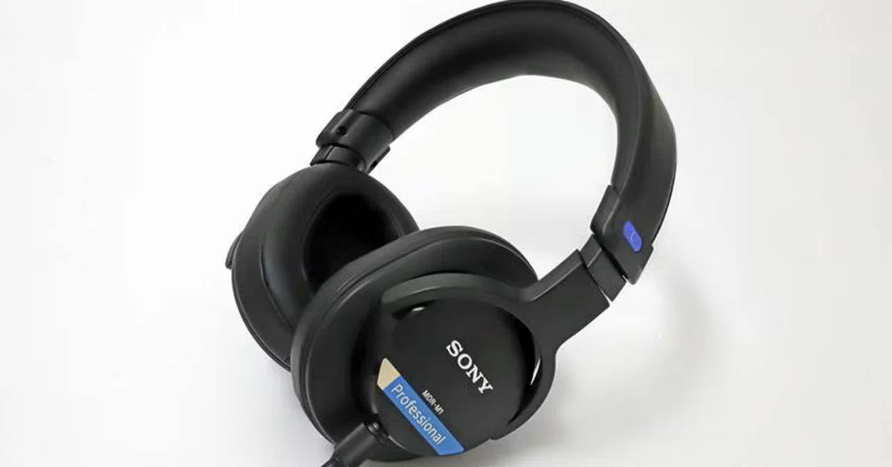 CD900STを持っているのに、SONY MDR-M1が気になっている──海外