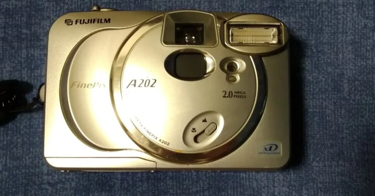FUJIFILM FinePix A202 について。｜椿燈