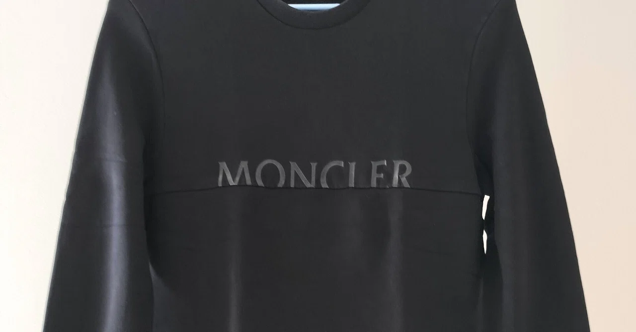 MONCLER モンクレール MAGLIA GIROCOLLO ロゴプリント ポケット付き