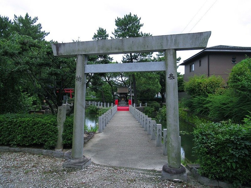 5市原稲荷神社境内末社市杵島社石鳥居