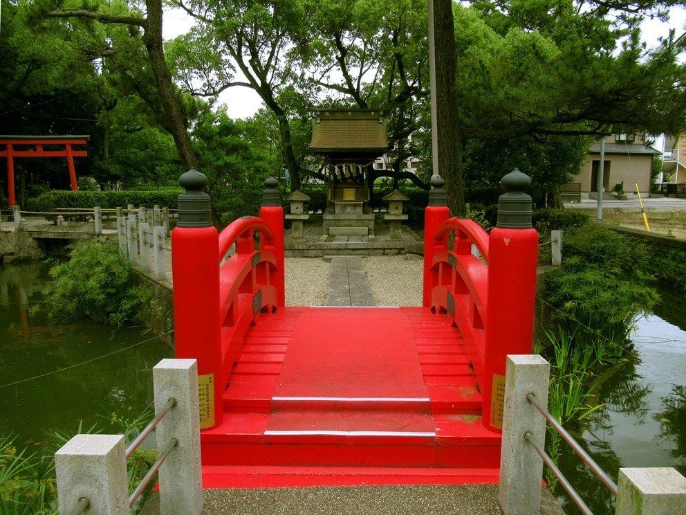 9市原稲荷神社境内末社橋市杵島社