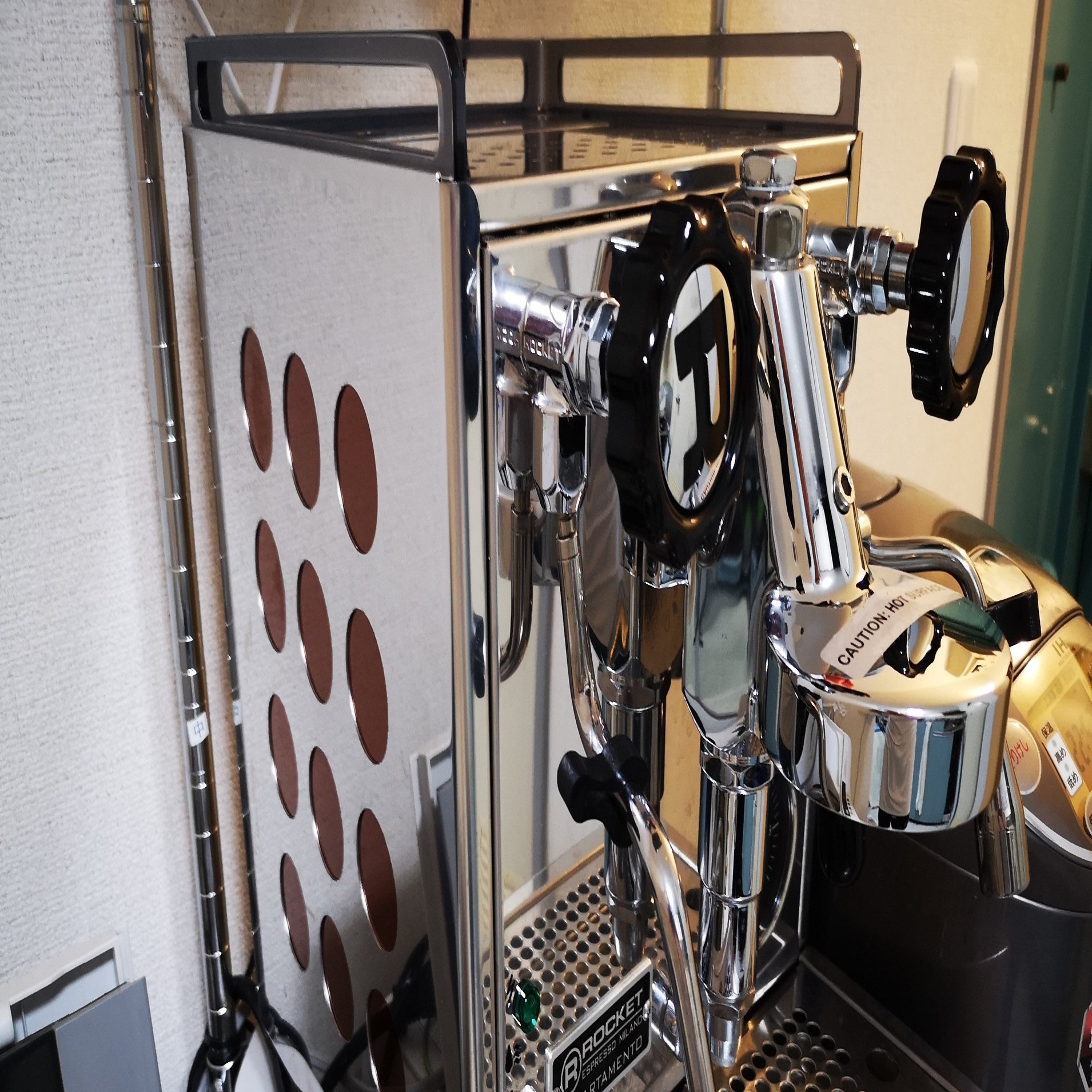 ROCKET/Appartamento(ロケット/アパルタメント)について｜あさもと 