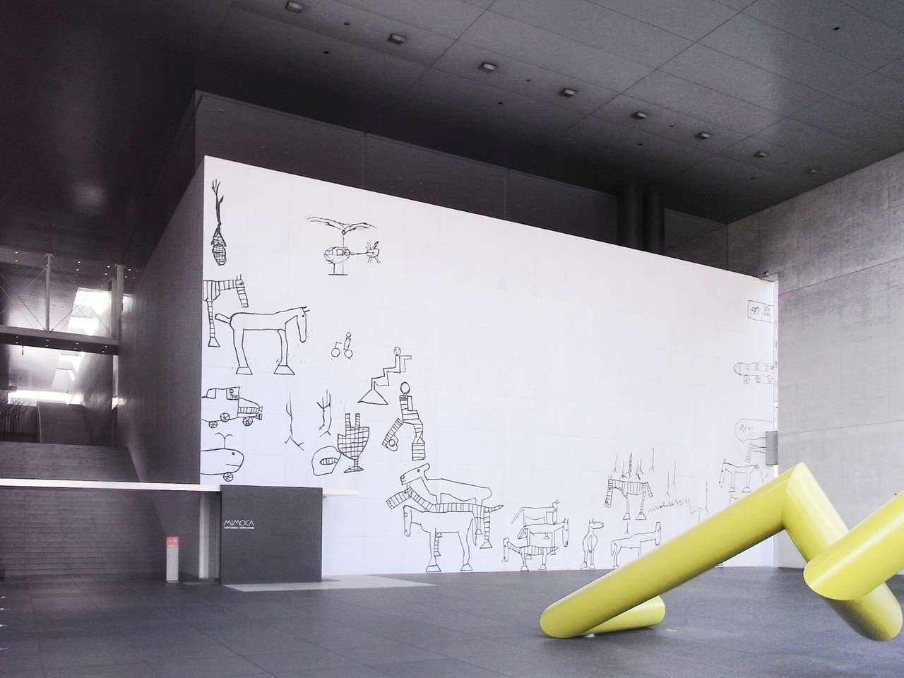 Amazon.co.jp: 谷口吉生丸亀市猪熊弦一郎現代美術館・図書館