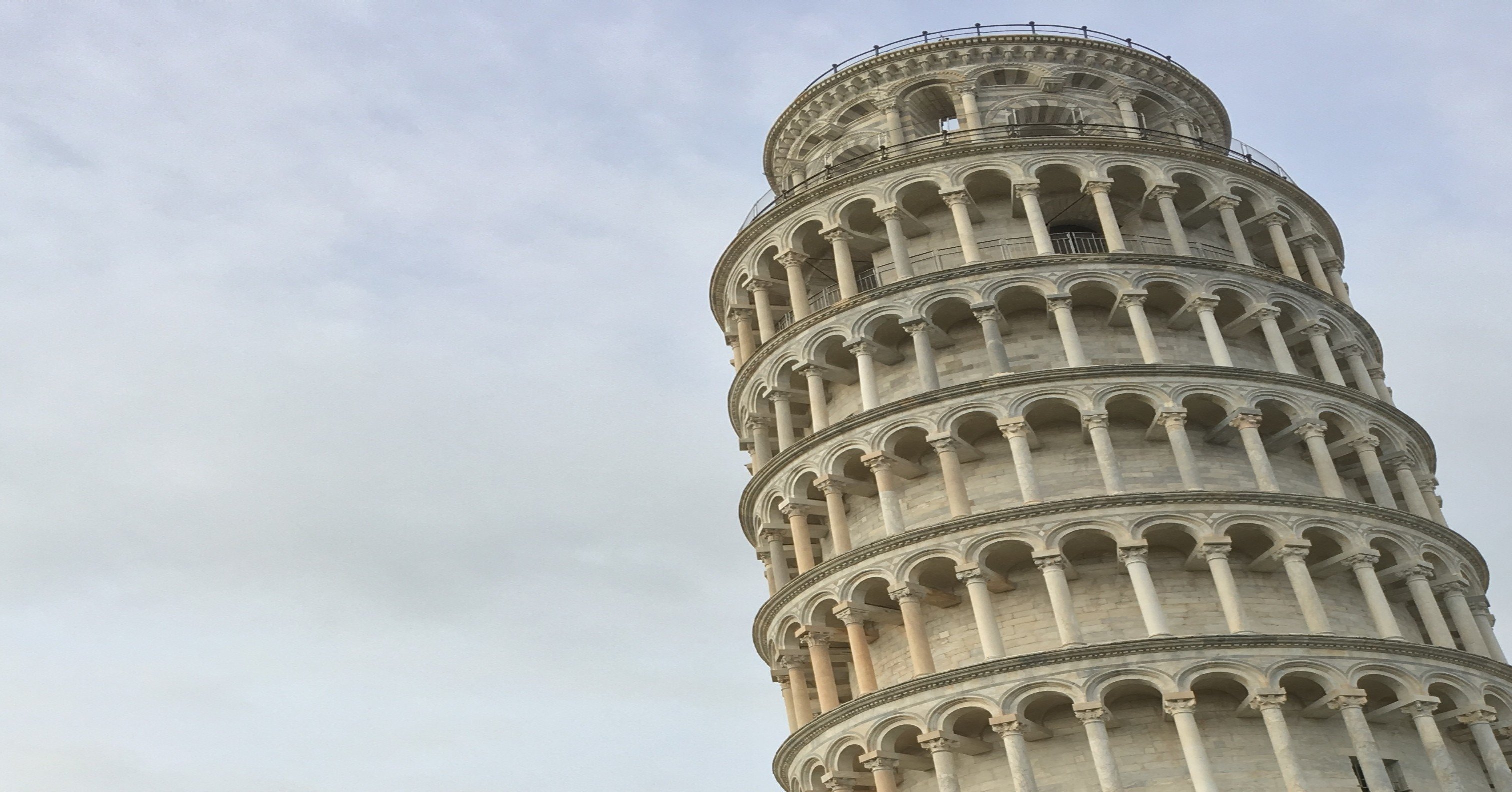 アラサーOLイタリア旅③】ピサの斜塔|【海外移住を目指す アラサーOLイタリア旅③】ピサの斜塔|【海外移住を目指す