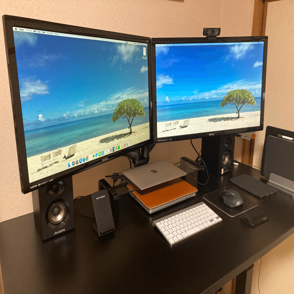 パソコンモニター2台 レッツノートとMacbookの両方で使える27inch×2枚のデュアル