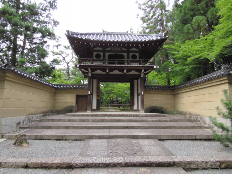 先週の大徳寺散策より。大徳寺　龍翔寺　本派専門道場。