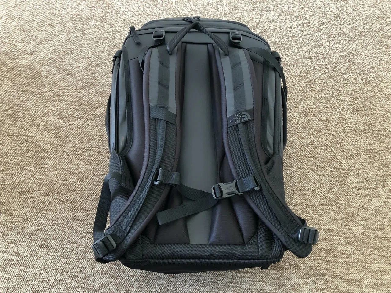 ノースフェイス NORTH THE FACE ストラトライナーパック 旅の強い味方 